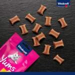 vitakraft cat yums friandise moelleuse pour chat riches en viandes et au fromage recette sans cereales ni sucre ajoute 1 3